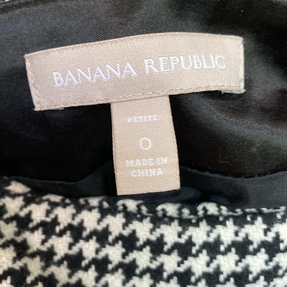 Houndstooth Skirt - Picture 4 of 5